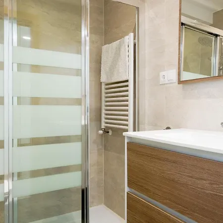 Espacioso 3 Hab Dobles, 2 Banos Centro Ciudad Apartment Bilbao