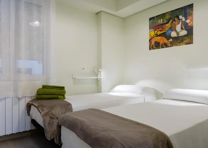 Espacioso 3 Hab Dobles, 2 Banos Centro Ciudad Apartament *