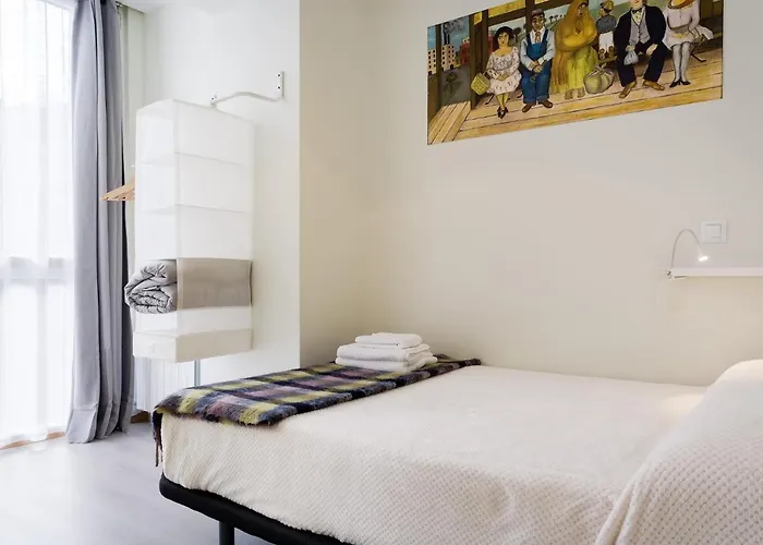 Espacioso 3 Hab Dobles, 2 Banos Centro Ciudad Appartement